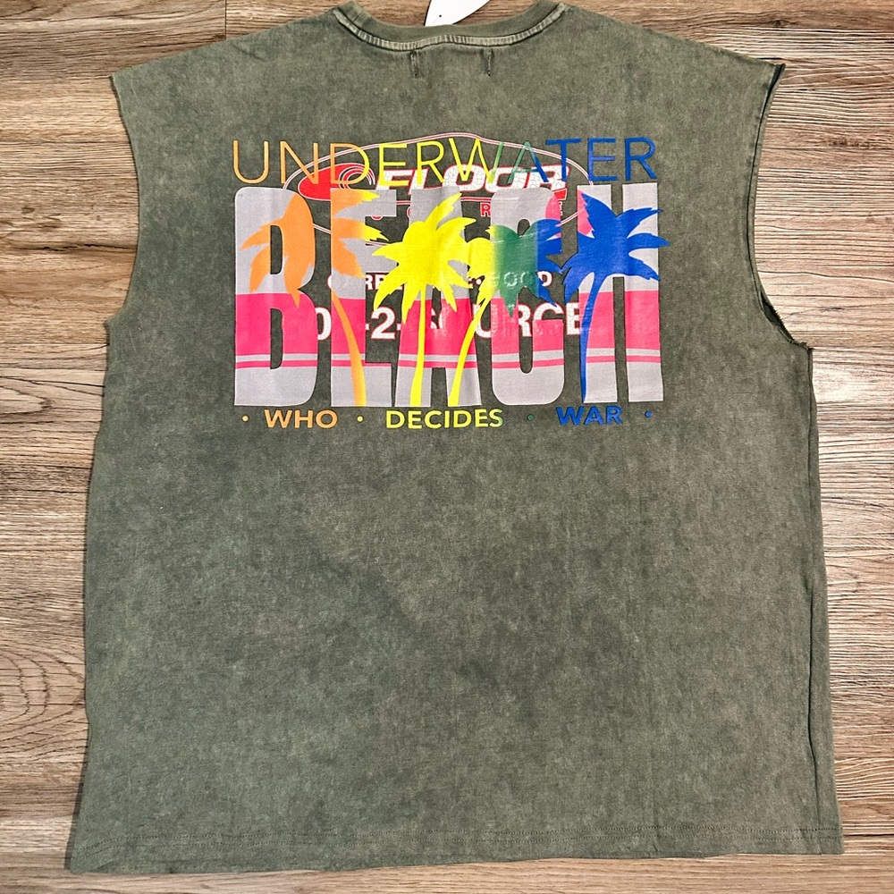 BRAND NEW!! WHO DECIDES WAR SHIRT